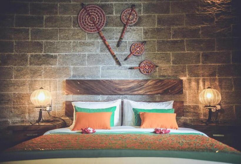 Полулюкс Повышенной Комфортности, Aathma Colombo House