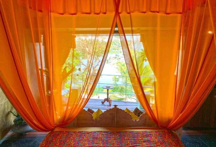 Люкс Deluxe Кровать Кинг, Aathma Colombo House