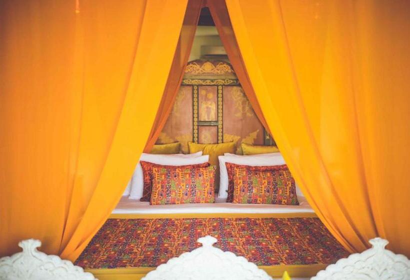 Люкс Deluxe Кровать Кинг, Aathma Colombo House