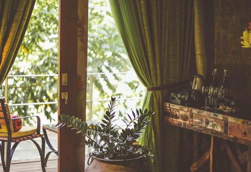 Люкс Superior, Aathma Colombo House