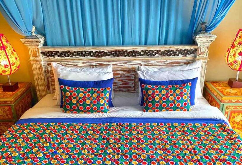 Номер Стандарт с Балконом, Aathma Colombo House