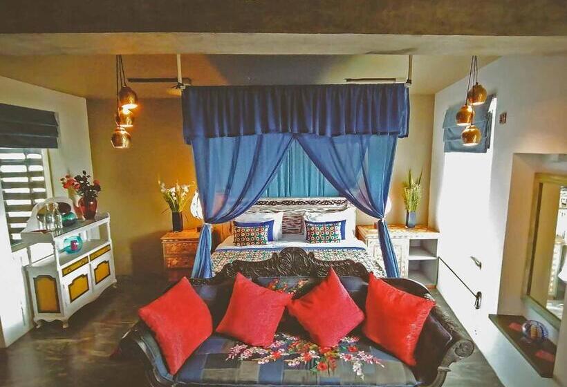 Номер Стандарт с Балконом, Aathma Colombo House