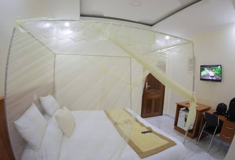 اتاق استاندارد یک نفره, Fatima Hotel Ltd