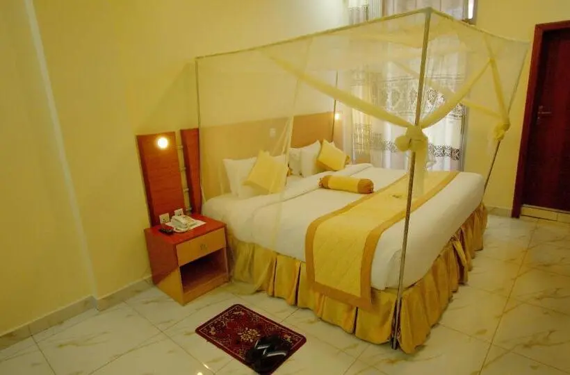 اتاق استاندارد یک نفره, Fatima Hotel Ltd