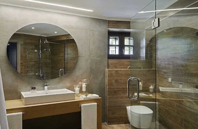 Superior suite with balcony, Mountrace Suites & Spa