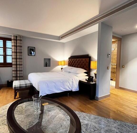 جناح, Mountrace Suites & Spa