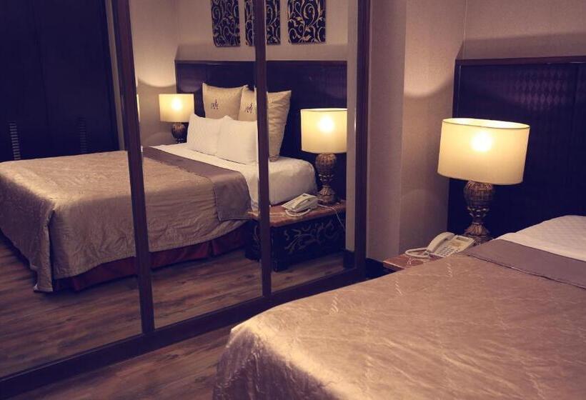 اتاق کلاس بیزنس, I More Motel