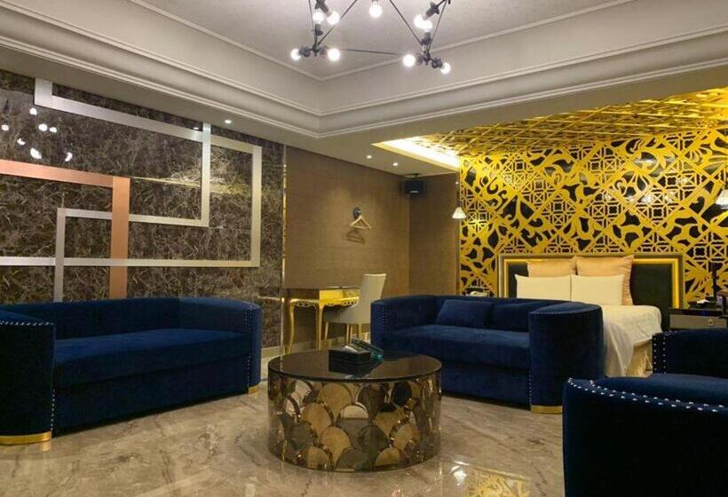 اتاق لوکس, I More Motel