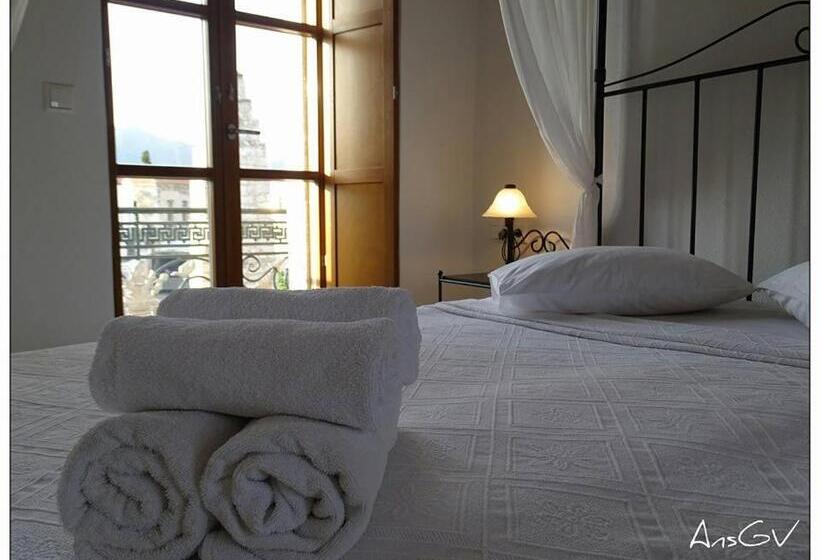 Номер Deluxe с Балконом, Sophia Areopoli Guesthouse