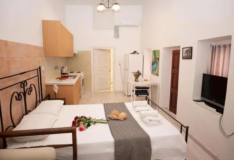 テラス付きスタンダードワンルーム, Sophia Areopoli Guesthouse