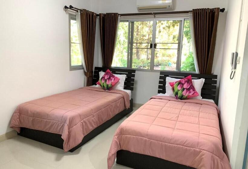 Трехместный Номер Deluxe, Baan Pingkan Wellness Resort