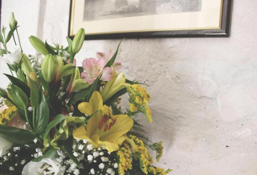 标准间, A Cunziria