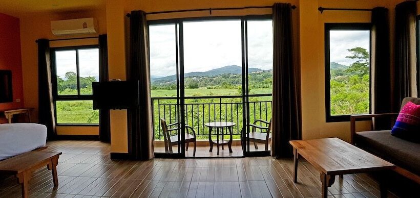 Номер Deluxe Кровать Кинг, Baan Sakuna