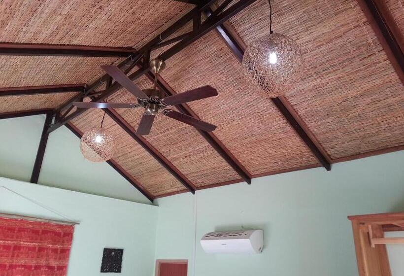 بنجلو سوبيريور, Bird Of Paradise Bungalows