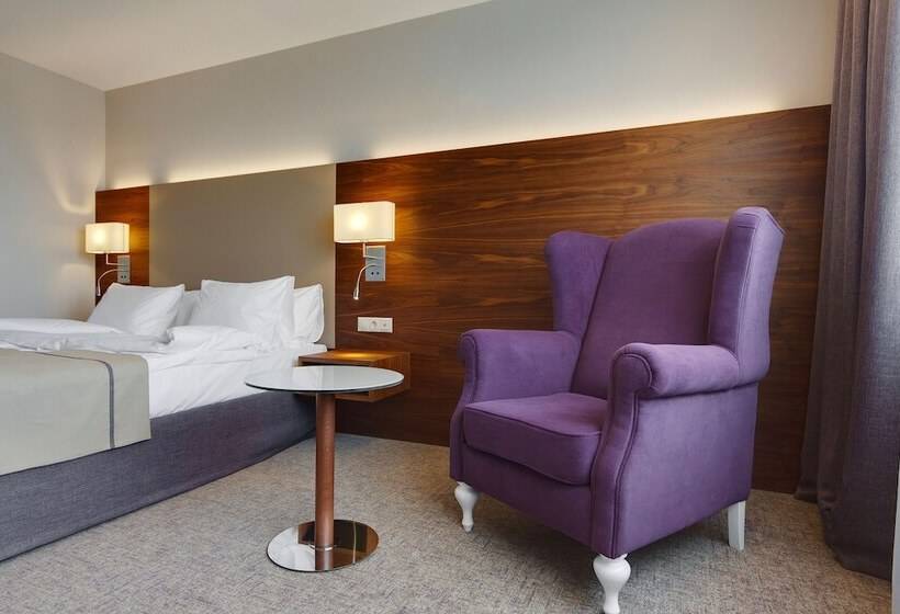 اتاق استاندارد, G9