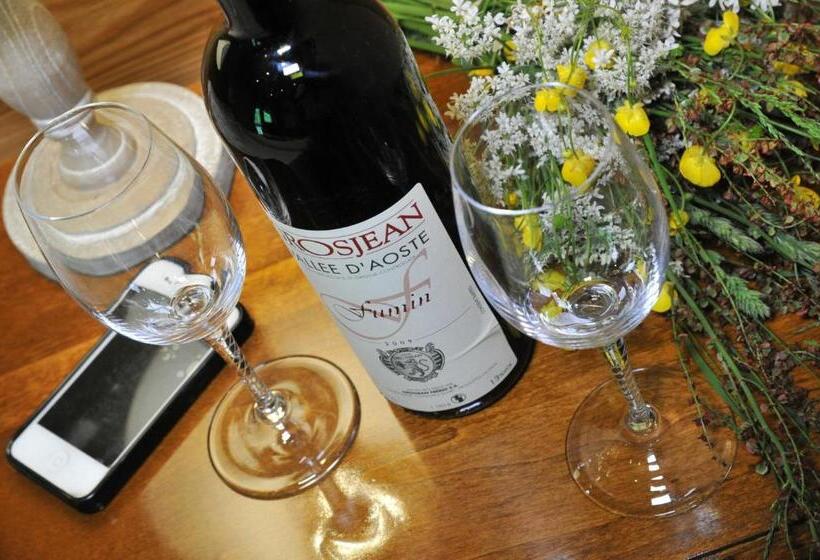 غرفة قياسية ثلاثية, Miravalle