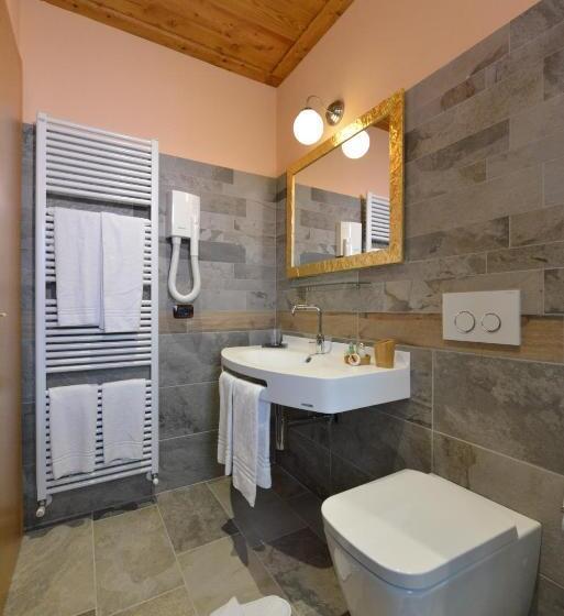 غرفة قياسية ثلاثية, Miravalle