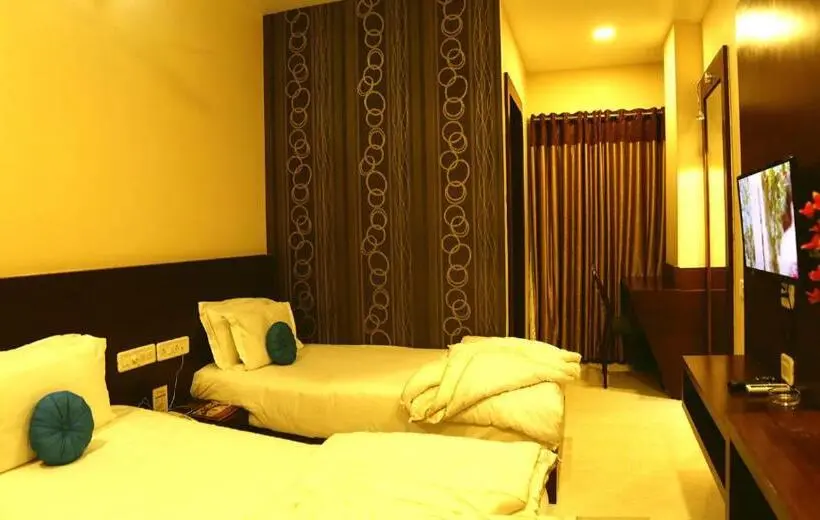 Deluxe-huone, Shri Khedapati International