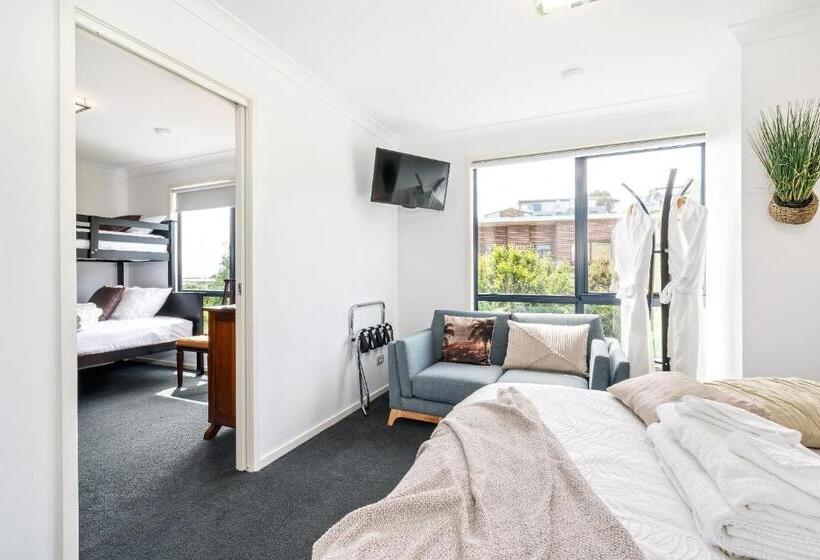 Люкс с гидромассажем, Madsen Retreat