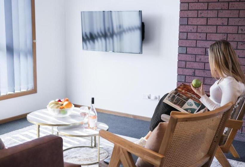 Дом 1 Спальня, Madsen Retreat