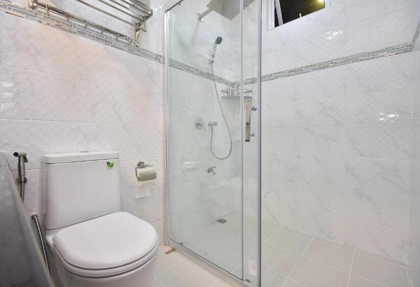 اتاق لوکس با چشم‌انداز, Paguro Beach Inn