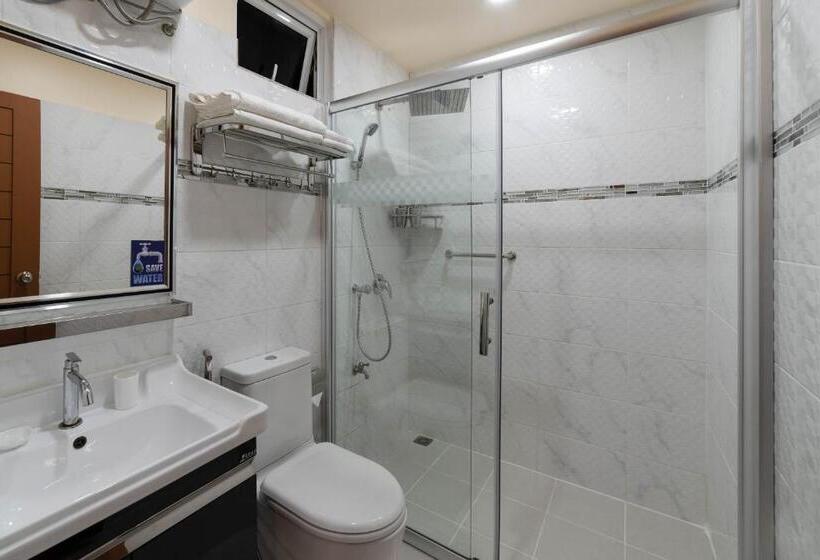 اتاق استاندارد با بالکن, Paguro Beach Inn