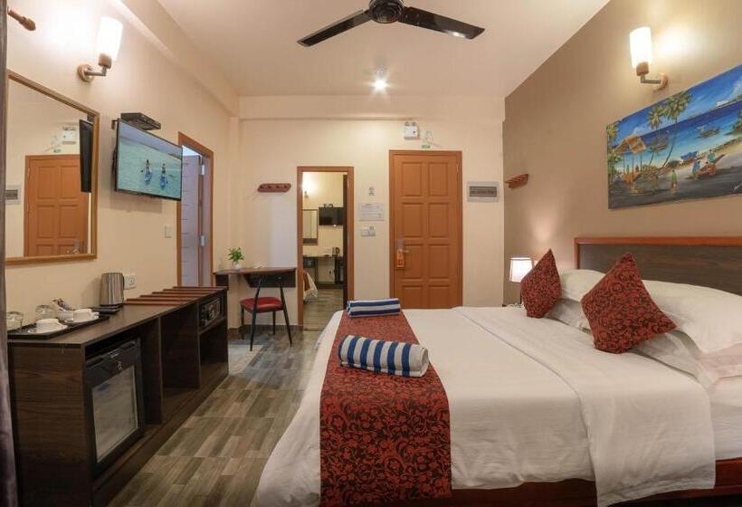 اتاق استاندارد با بالکن, Paguro Beach Inn