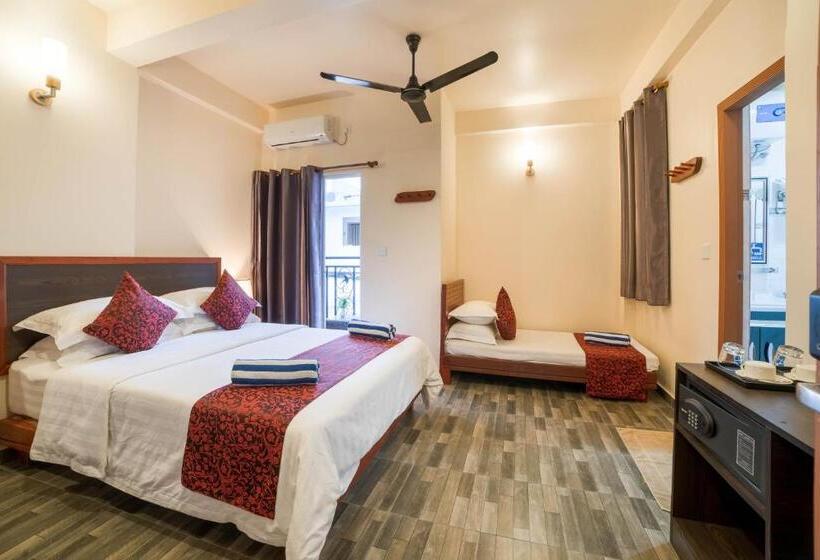 اتاق استاندارد با بالکن, Paguro Beach Inn