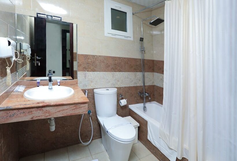 سوئیت 2 خوابه, Remas Hotel Suites   Al Khoudh, Seeb, Muscat