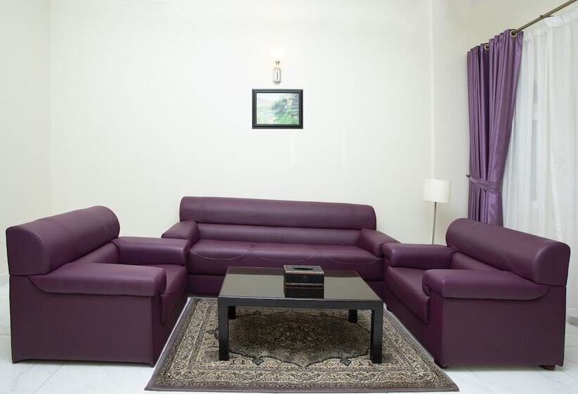 سوئیت 2 خوابه, Remas Hotel Suites   Al Khoudh, Seeb, Muscat