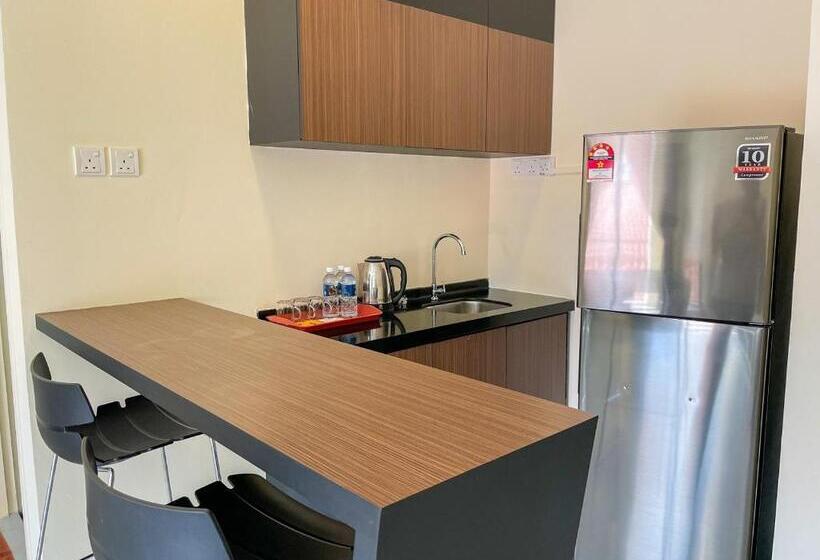 Трехместный Номер Deluxe, Tiara Desaru Residences