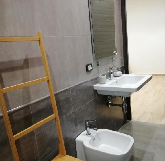 חדר אקונומי, B&b Controtempo