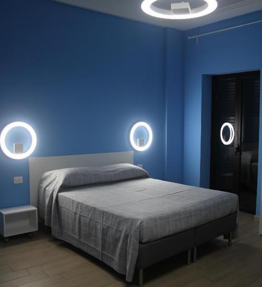 اتاق استاندارد چهارنفره با بالکن, Lasso B&b