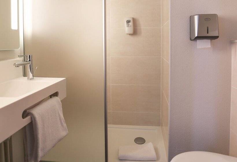 Номер Стандарт, B&b Hotel Les Herbiers