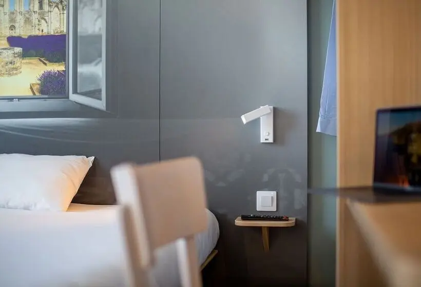 Standard-huone, B&b Hotel Les Herbiers