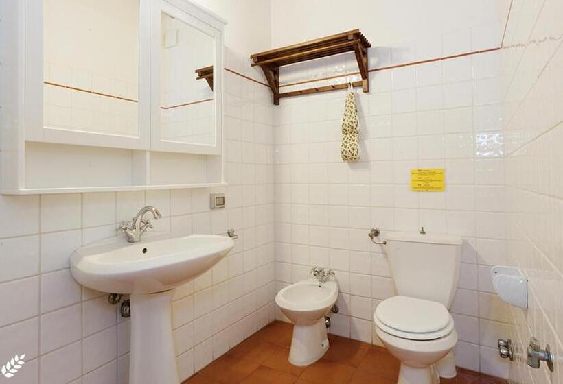 غرفة عائلية مطلّة علي الحديقة, Agriturismo Biologico Poggiopiano