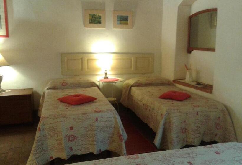 Семейный Номер Вид на Сад, Agriturismo Biologico Poggiopiano