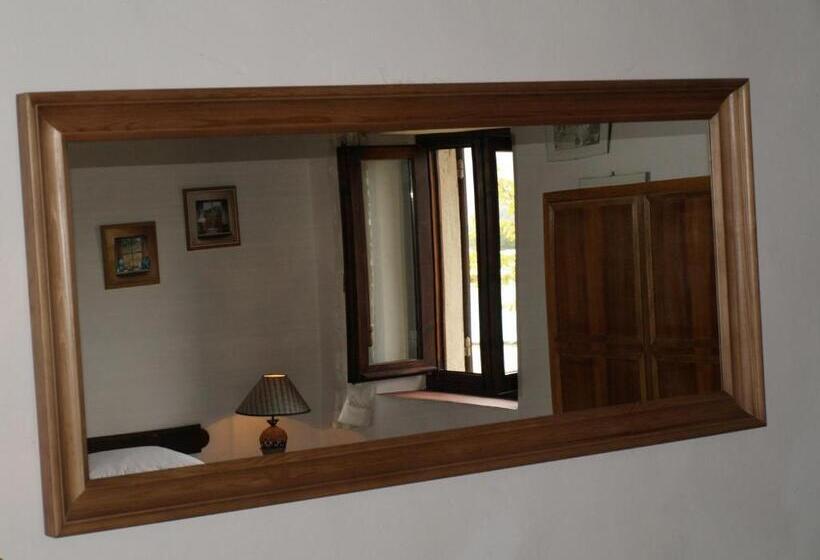 إستديو عائلى, Agriturismo Biologico Poggiopiano