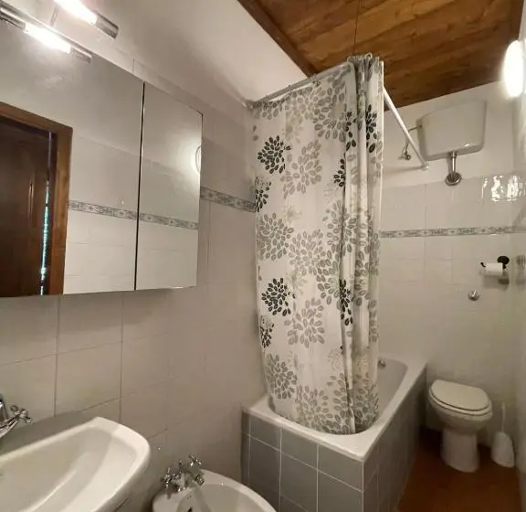 スタンダードスタジオ, Agriturismo Biologico Poggiopiano