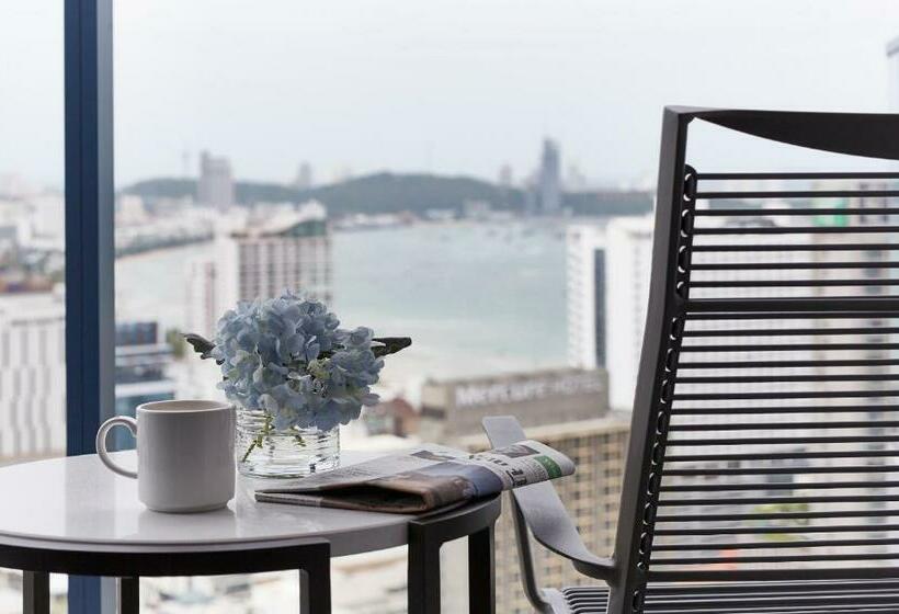 Tengerre Néző Superior Szoba, Grande Centre Point Pattaya