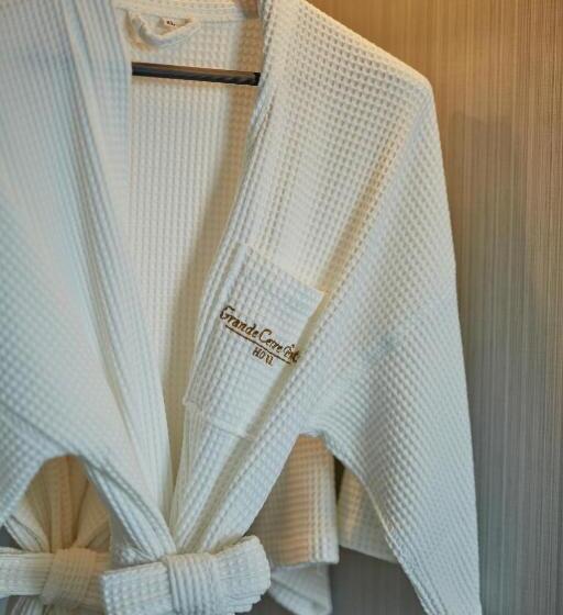 Tengerre Néző Deluxe Szoba, Grande Centre Point Pattaya