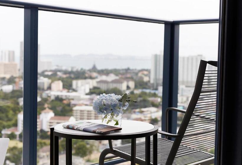 Deluxe Családi Szoba, Grande Centre Point Pattaya