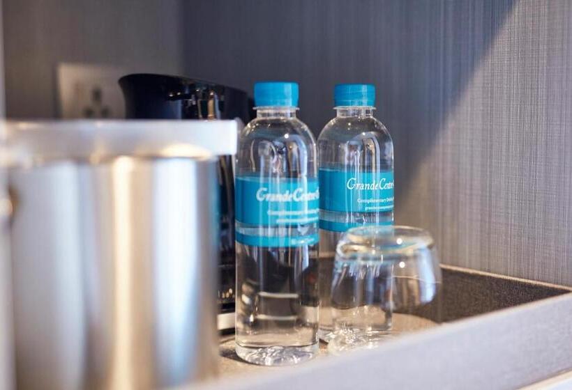 Tengerre Néző Superior Szoba, Grande Centre Point Pattaya