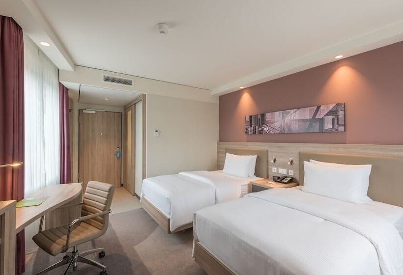 اتاق استاندارد, Hampton By Hilton Frankfurt Airport