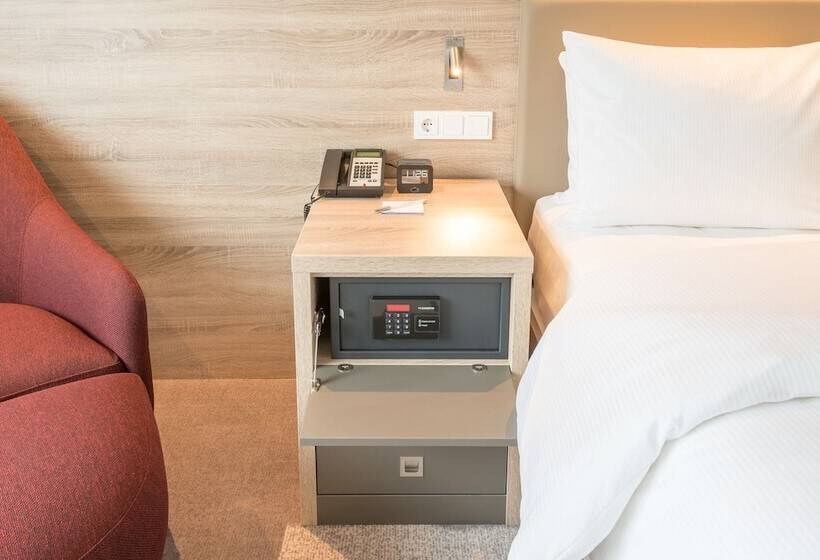 اتاق استاندارد, Hampton By Hilton Frankfurt Airport