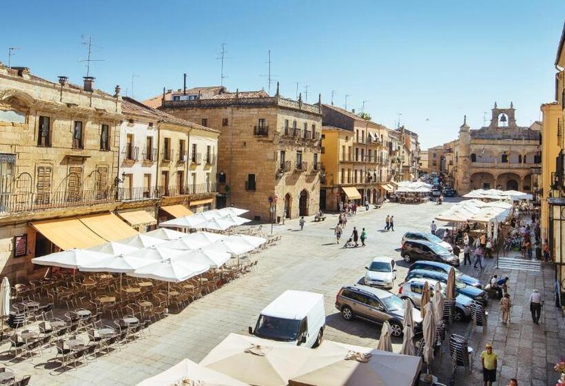 バルコニー付きデラックスルーム, Hospedería Castilla Plaza Mayor