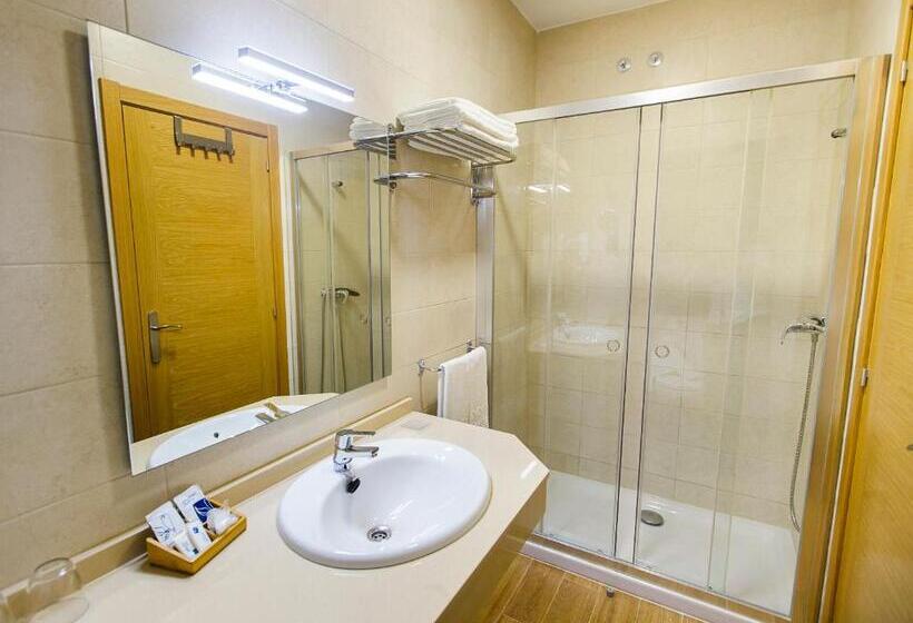 バルコニー付きデラックスルーム, Hospedería Castilla Plaza Mayor