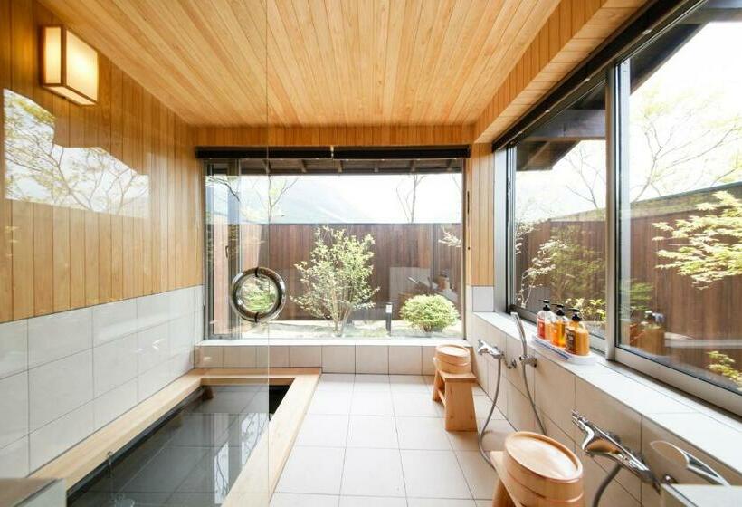Quarto Estandar, Okuyado Buaiso