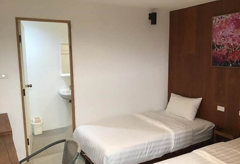 Номер Стандарт, Insight Hostel