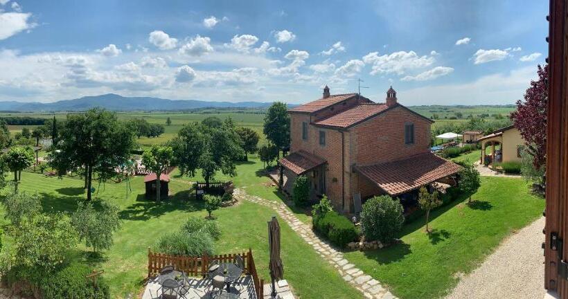 شقة غرفة واحدة مطلة على حمام السباحة, Agriturismo San Francesco